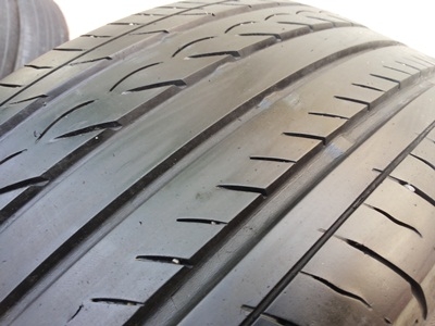 ขายยาง215/60/16 ปี 3411 YOKOHAMA ADVAN JAPAn 1 ชุด ขายยาง215/60/16 ปี 3411 YOKOHAMA ADVAN JAPAn 1 ชุด