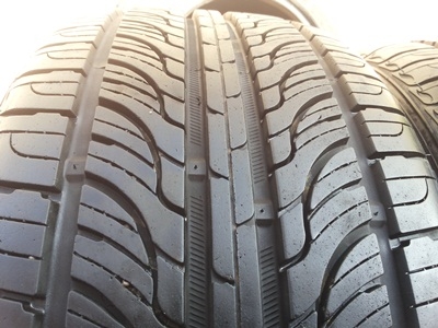 ขายยาง205/50/16 ปี 11/1เส้นปี09/1เส้น ROADSTONE N7000 1 คู่