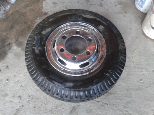 ขายล้อกระทะ 6 ล้อ ขอบ16ติดยางบริดโตน 7.50 6รู