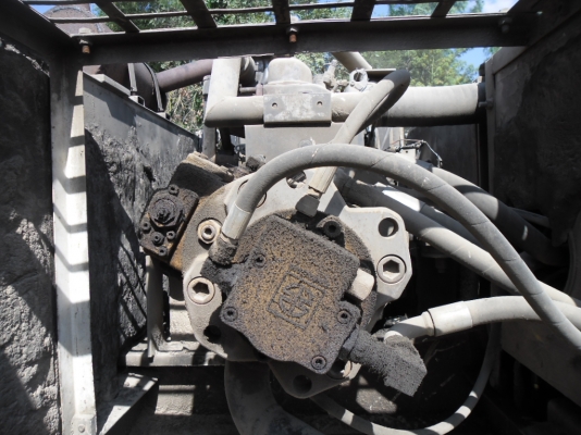 ขายรถแบคโฮ SUMITOMO 280F2 เครื่องเดิมปั้ม K3V ทำงานดีไม่มีโหลดโซ่แบงเอวแน่นเครื่องปั้มดีเอกสารใบอินวอย์ ขายรถแบคโฮ SUMITOMO 280F2 เครื่องเดิมปั้ม K3V ทำงานดีไม่มีโหลดโซ่แบงเอวแน่นเครื่องปั้มดีเอกสารใบอินวอย์