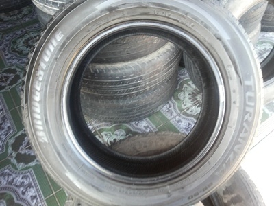 ขายยาง215/60/16 ปี 12/3เส้นปี11/1เส้น BRIDGESTONE TURANZA GR90 1 ชุด ขายยาง215/60/16 ปี 12/3เส้นปี11/1เส้น BRIDGESTONE TURANZA GR90 1 ชุด