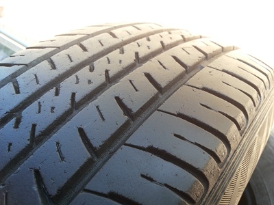 ขายยาง195R14C ปี 1711 MAXXIS 1 ชุด