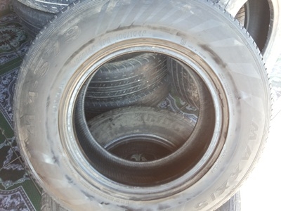 ขายยาง195R14C ปี 1711 MAXXIS 1 ชุด