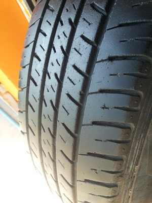 ขายยาง195R14C ปี 1711 MAXXIS 1 ชุด