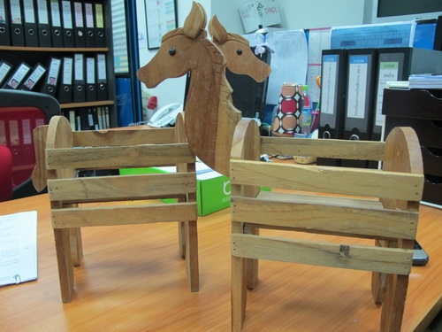 กระถางต้นไม้..ไม้สัก