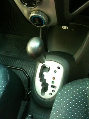 ขาย Toyota Yaris ปี2552 Auto สภาพดีมากเครื่องดีช่วงล่างแน่นๆ เพิ่งต่อภาษีมาและทำประกันชั้น1 หมดอีกครั้งเดือน พย ปีหน้า57 ขายแบบคนรักยาริสจริงๆ ขายเพียง 125,000.-บาทเท่านั้นครับ รถจอดที่กรุงเทพครับ