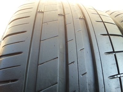 ขายยาง225/45/18 ปี 3111 MICHERLIN PILOT SPORT3 1 คู่ ขายยาง225/45/18 ปี 3111 MICHERLIN PILOT SPORT3 1 คู่