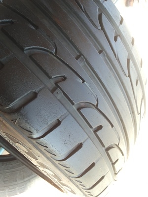 ขายยาง225/45/18 ปี 0111 ROADSTONE N6000 1 คุ่