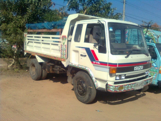isuzu rocky 165 แรงม้า ราคาต่อรองได้