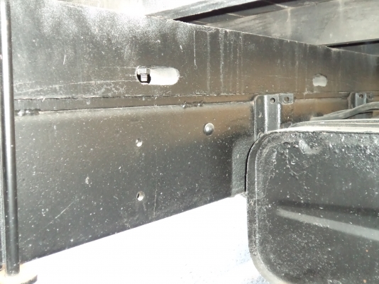 ขาย295000บาท รถ6ล้อฮีโน่ช่วงล่างFหน้าFหลังสภาพสวยพร้อมใช้งานคับ