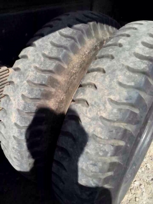 ขายรถบรรทุกสิบล้อดั๊มพ์ Hino F18 เครื่องเดิม เกียร์เดิม ยางดี กระบะสามมิตร ทะเบียนพร้อม