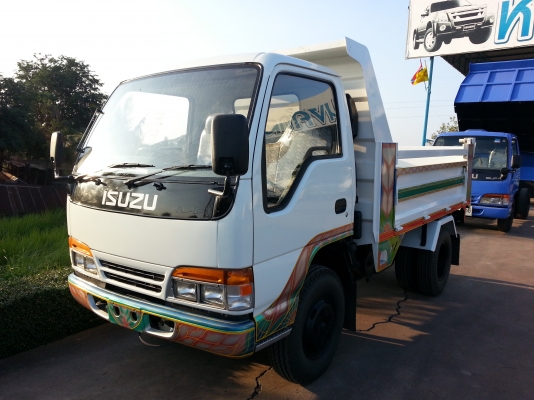 แก้วอนงค์กลการ (คุณ ป้อม) รถสวย สภาพดี  Isuzu NKR 120  ดั๊ม