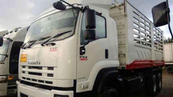 ขายรถบรรทุกสิบล้อดั๊มพ์ Isuzu 360 HP ปี 52 กระบะสามมิตร ไมล์ 150,xxx