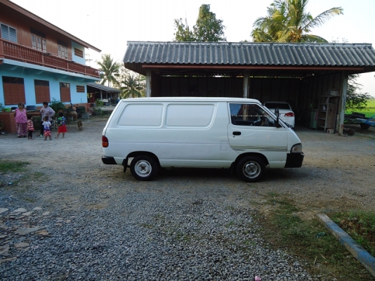 รถตู้ Toyota liteace ขับดี คล่องตัว ประหยัด รถตู้ Toyota liteace ขับดี คล่องตัว ประหยัด