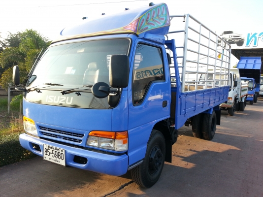 แก้วอนงค์กลการ (คุณ ป้อม ) รถสวย สภาพดี Isuzu  NPR135 กระบะ 4.30 ม.พวงมาลัยพาวเวอร์ # กระจกไฟฟ้า