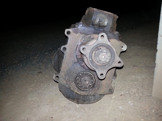 ขายเกียร์กลาง hino   6500