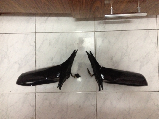 ขายกระจกมองข้างปรับไฟฟ้า bmw e30 1คู่ ตัวด้านซ้ายกระจกมีร้าวตามรูปเลยคับ นอกนั้นใช้งานใด้ตามปกติ ราคา800บาท โทร0875077464โส กทม ขายกระจกมองข้างปรับไฟฟ้า bmw e30 1คู่ ตัวด้านซ้ายกระจกมีร้าวตามรูปเลยคับ นอกนั้นใช้งานใด้ตามปกติ ราคา800บาท โทร0875077464โส กทม