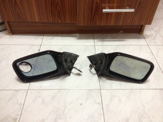 ขายกระจกมองข้างปรับไฟฟ้า bmw e30 1คู่ ตัวด้านซ้ายกระจกมีร้าวตามรูปเลยคับ นอกนั้นใช้งานใด้ตามปกติ ราคา800บาท โทร0875077464โส กทม ขายกระจกมองข้างปรับไฟฟ้า bmw e30 1คู่ ตัวด้านซ้ายกระจกมีร้าวตามรูปเลยคับ นอกนั้นใช้งานใด้ตามปกติ ราคา800บาท โทร0875077464โส กทม