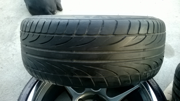 ขายล้อขอบ20พร้อมยางชุดละ17000 ขายล้อขอบ20พร้อมยางชุดละ17000