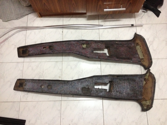 ขายเสาB สภาพดี มีหนังขาดนิดหน่อยซ้อมมาแล้ว1ชิ้นคับตามรูป BMW e30 หนังดำ 2ชิ้น ราคา700บาท โทร0875077464โส กทม ขายเสาB สภาพดี มีหนังขาดนิดหน่อยซ้อมมาแล้ว1ชิ้นคับตามรูป BMW e30 หนังดำ 2ชิ้น ราคา700บาท โทร0875077464โส กทม