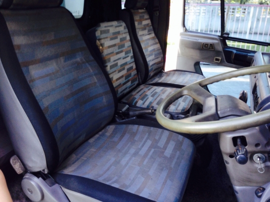 6ล้อ ไฮเทคประกอบ ยาว6.20เมตรครับพร้อมใช้จัดไฟแนนต์ได้500000ครับ