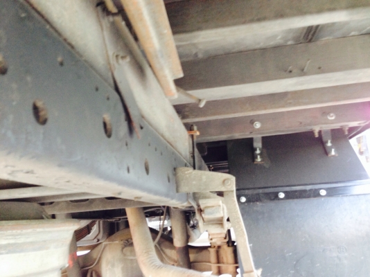 6ล้อ ไฮเทคประกอบ ยาว6.20เมตรครับพร้อมใช้จัดไฟแนนต์ได้500000ครับ