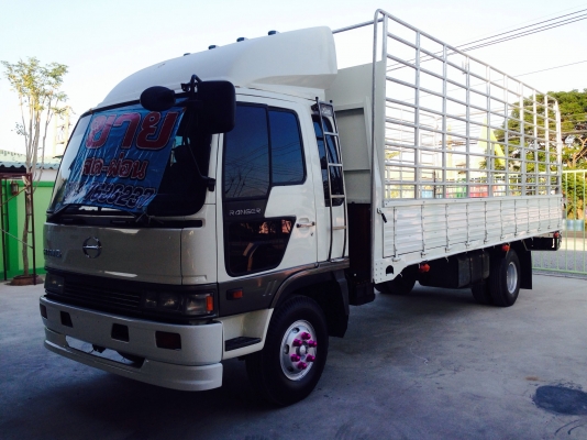 6ล้อ ไฮเทคประกอบ ยาว6.20เมตรครับพร้อมใช้จัดไฟแนนต์ได้500000ครับ