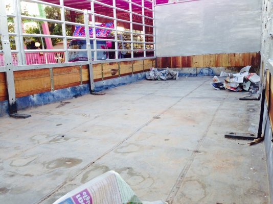 6ล้อ ไฮเทคประกอบ ยาว6.20เมตรครับพร้อมใช้จัดไฟแนนต์ได้500000ครับ