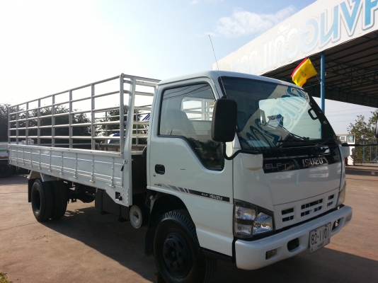 แก้วอนงค์กลการ (คุณ ป้อม ) รถสวย สภาพดี Isuzu  NQR 150 กระบะยาว 5.5 ม.