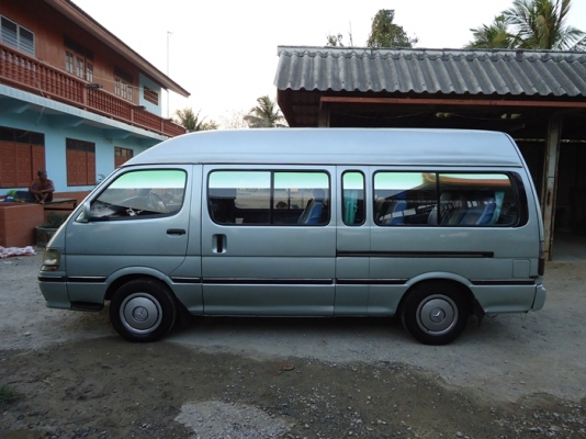 รถตู้ Toyota commuter หลังคาสูง ช่วงยาว ขับดี ประหยัด เอกสารพร้อมโอน รถตู้ Toyota commuter หลังคาสูง ช่วงยาว ขับดี ประหยัด เอกสารพร้อมโอน