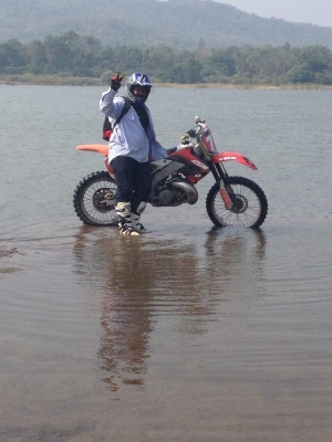 ขายมอไซด์วิบากcr250 ปี99 ขายมอไซด์วิบากcr250 ปี99