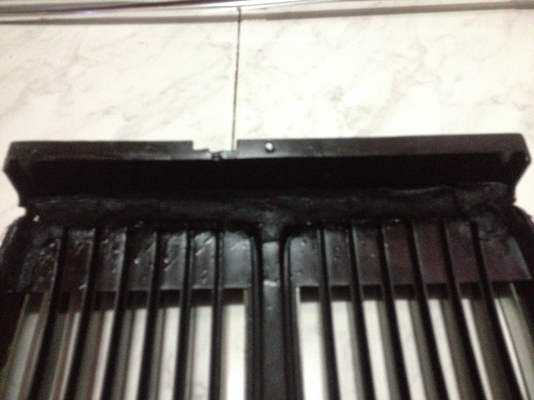 ขายฟันหนู ชิ้นหน้า BMW e30 สีเงิน ดำ สภาพดี มีซ้อมมาแล้วตามรูปใช้งานได้ตามปกติ ราคา500บาท โทร0875077464โส กทม ขายฟันหนู ชิ้นหน้า BMW e30 สีเงิน ดำ สภาพดี มีซ้อมมาแล้วตามรูปใช้งานได้ตามปกติ ราคา500บาท โทร0875077464โส กทม