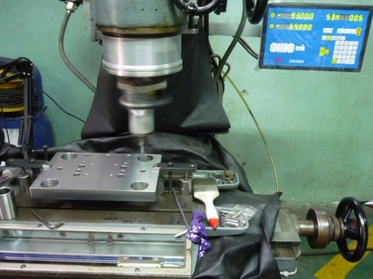 ต้องการขายเครื่องเจียร  JIG GRINDER