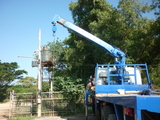 ขาย เครน ทาดาโน่ 4 ตัน พร้อม กะบะพื้นเรียบยาว 6 เมตร ราคา 220,000