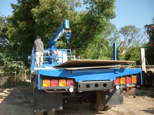 ขาย เครน ทาดาโน่ 4 ตัน พร้อม กะบะพื้นเรียบยาว 6 เมตร ราคา 220,000