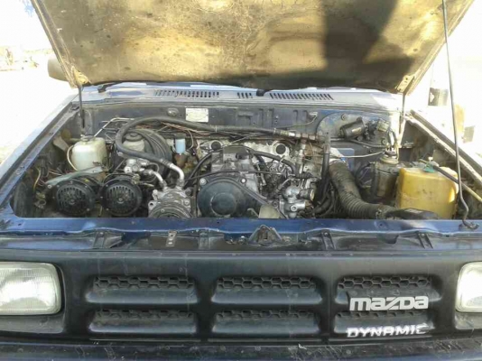 รถแวน มาสด้าปี่2530เครื่องโตโยต้าฮีโร่