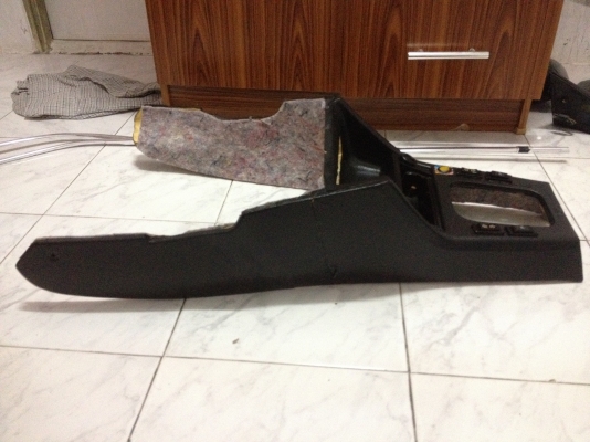 ขายคอนโซนตรงกระปุกเกียร พร้องสวิทย์กกระจก4ตัว BMW e30แถมชิ้นดำกับตัวทีต่อบุหรี สภาพดี มีซ้อมบาง ตามรูปคับ ใช้งานได้ตามปกติ ราคา800บาท โทร0875077464โส กทม ขายคอนโซนตรงกระปุกเกียร พร้องสวิทย์กกระจก4ตัว BMW e30แถมชิ้นดำกับตัวทีต่อบุหรี สภาพดี มีซ้อมบาง ตามรูปคับ ใช้งานได้ตามปกติ ราคา800บาท โทร0875077464โส กทม