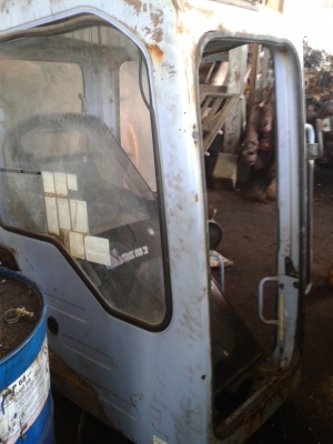 ต้องการขายหัวเก๋งพร้อมตู้แอร์pc50-2-pc75-2-pc128-1 ต้องการขายหัวเก๋งพร้อมตู้แอร์pc50-2-pc75-2-pc128-1