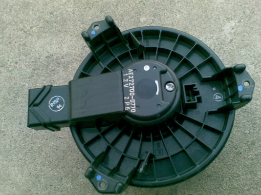 พัดลมแอร์  ราคา 500