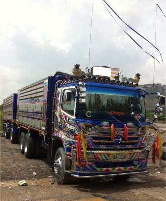 ขายhino mege380ปี54แม่ลูก3เพลาไมล์13xxxxkm 3300000