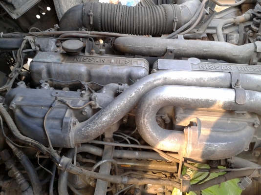 ขายเครื่อง NISSAN PE6 Turbo 280 HP ท่ออ้อม สภาพดียังใช้งานอยู่บนรถ