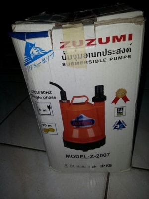 ขายปั้มจุ่มอเนกประสงค์  ZUZUMI ของใหม่มีตัวเดียวซื้อมาไม่ได้ใช้ครับ 1200 บาท