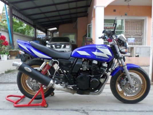 วุฒินนบุรี// ขาย XJR400 ปี96 สภาพสวยท่อแต่งเครื่องดีมากๆระบบไฟครบอินวอยแท้ๆ