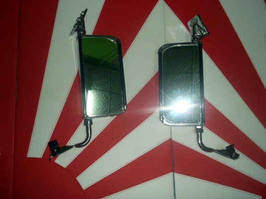 กระจกเเต่งญีปุ่นเเท้ กระจกเลนส์นูนครับดูเลย ใส่TOYOTA RN10 RN13เเละดัทสัน 620