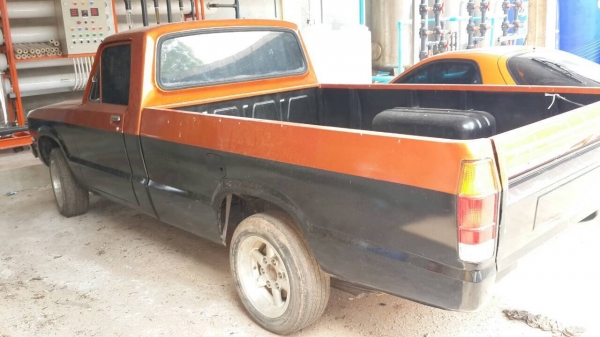 ขายรถกระบะ ฟอร์ดคูเรีย