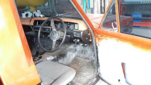 ขายรถกระบะ ฟอร์ดคูเรีย