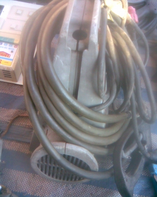 เครื่องฉีดน้ำแรงดันสูงโรตาลีสภาพพร้อมใช้เดิมๆครับสายพร้อมตัวนี้แรงมากครับราคานี้สุดคุ้มครับใช้ยาวครับรุ้นนี้