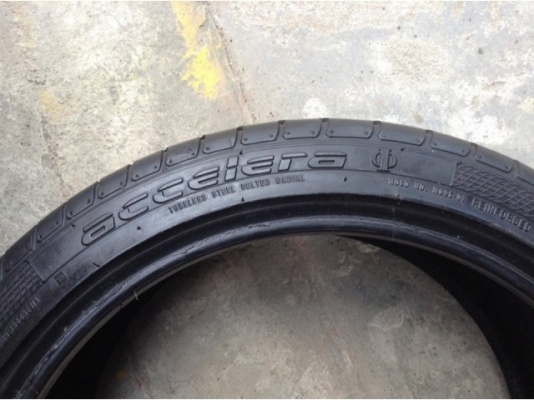 ยาง Acceirera 225 40 18 VRS import auto part