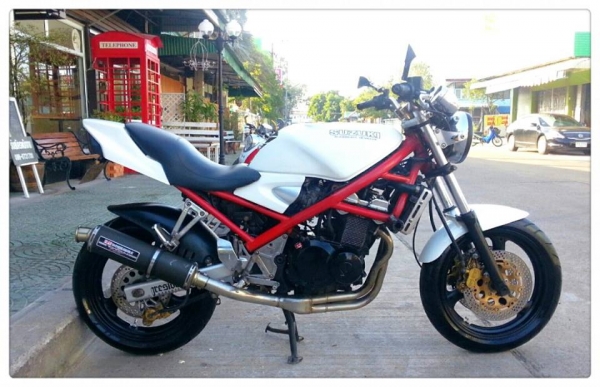 SUZUKI BANDIT 400 cc./ปี94/สีขาวมุก-โครงแดง/ Inv.(รถอยู่ จ.ศรีสะเกษ)