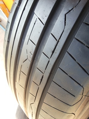 ขายยาง225/55/17 ปี 2212 NITTO NT830 JAPAN 1 ชุด